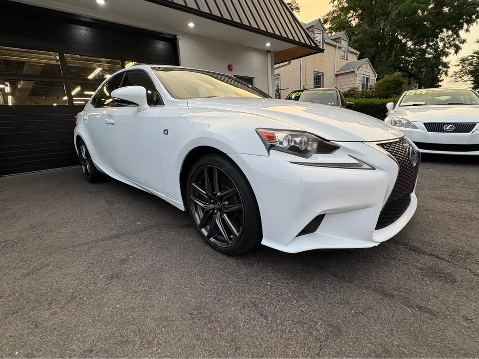2015 Lexus IS 3rd Gen - Image 8 of 14