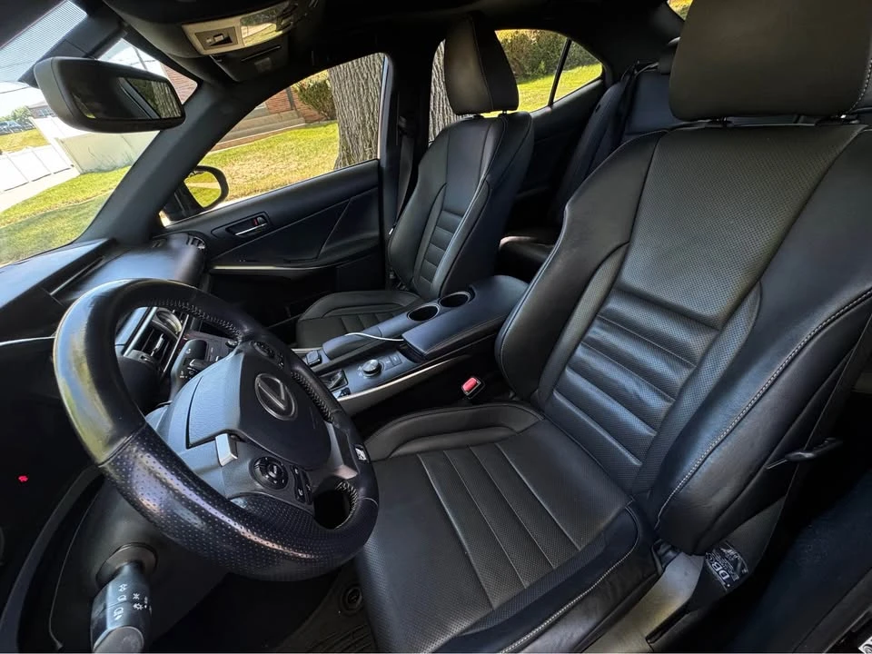 2015 Lexus IS 3rd Gen - Image 6 of 8