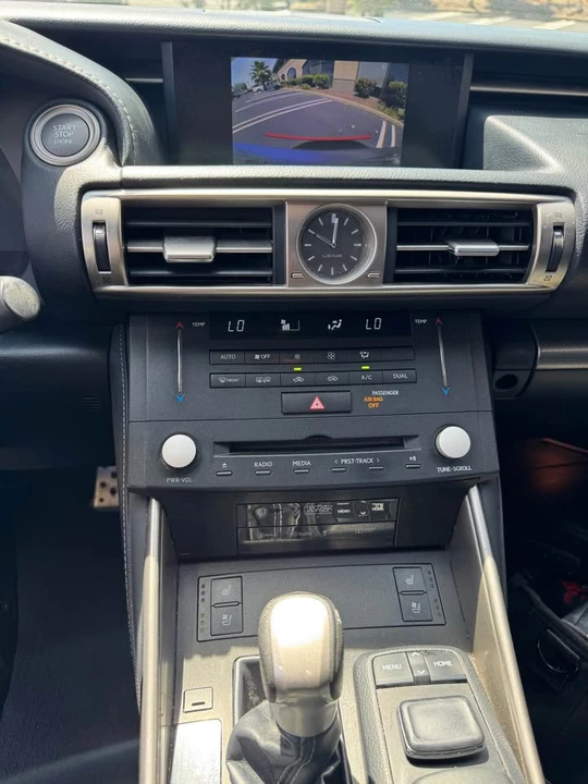 2015 Lexus IS 3rd Gen - Image 15 of 19
