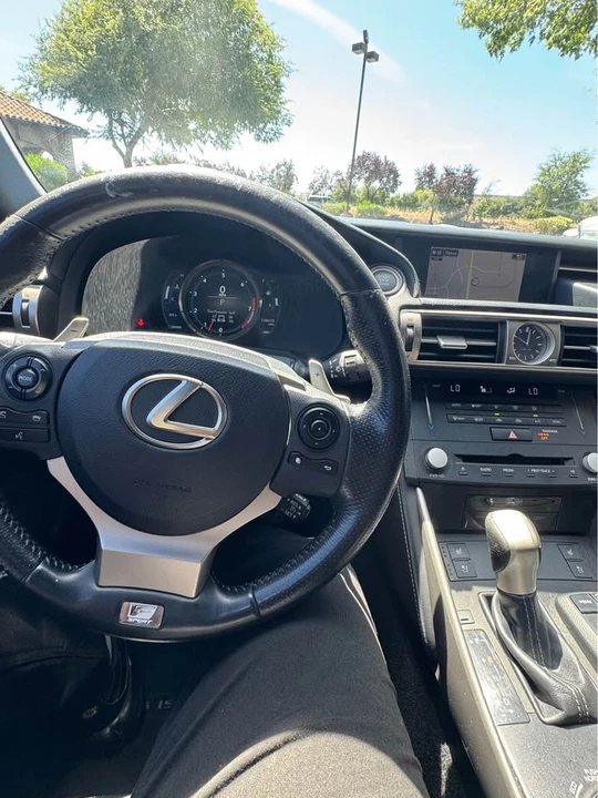 2015 Lexus IS 3rd Gen - Image 17 of 19