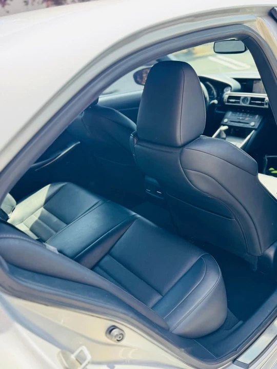 2015 Lexus IS 3rd Gen - Image 11 of 19
