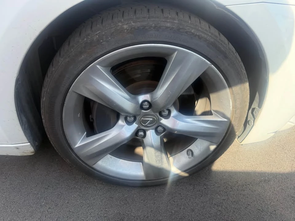 2015 Lexus IS 3rd Gen - Image 5 of 7