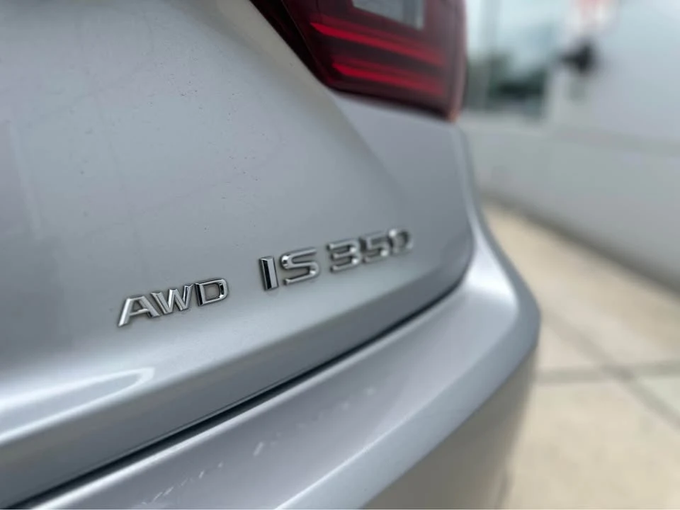 2015 Lexus IS 3rd Gen - Image 7 of 20