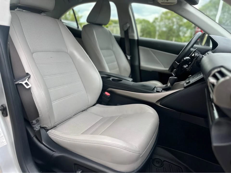 2015 Lexus IS 3rd Gen - Image 8 of 20