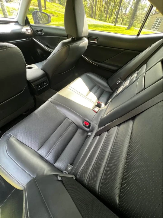 2015 Lexus IS 3rd Gen - Image 14 of 20