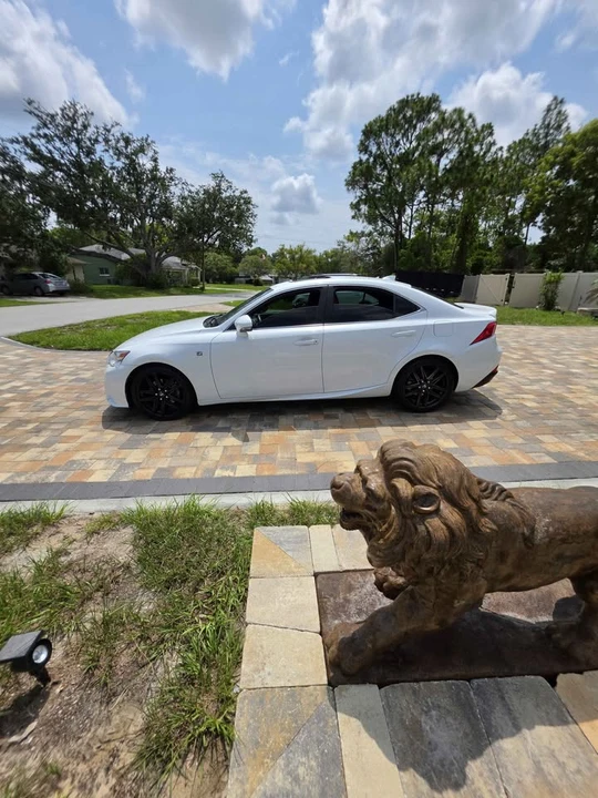 2015 Lexus IS 3rd Gen - Image 8 of 19