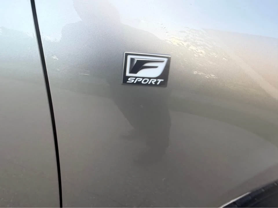 2015 Lexus IS 3rd Gen - Image 16 of 20