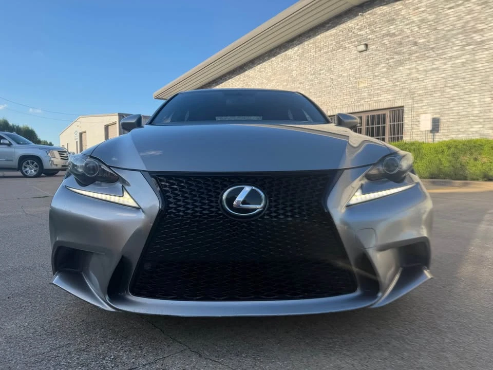 2015 Lexus IS 3rd Gen - Image 17 of 20