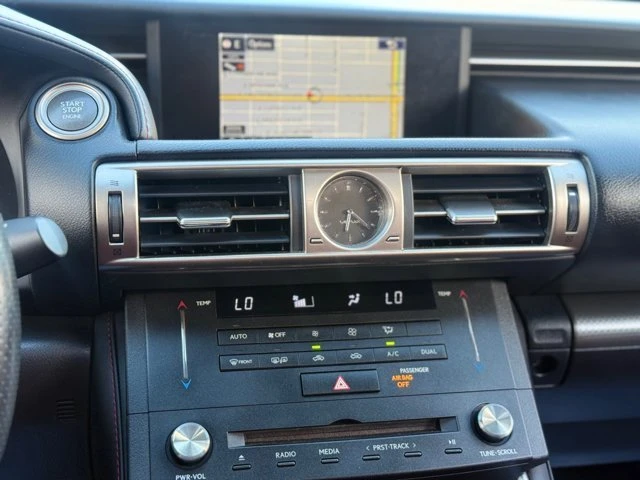 2015 Lexus IS 3rd Gen - Image 18 of 19