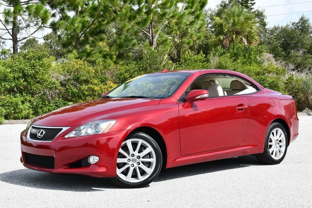 2015 Lexus IS 3rd Gen - Image 23 of 31