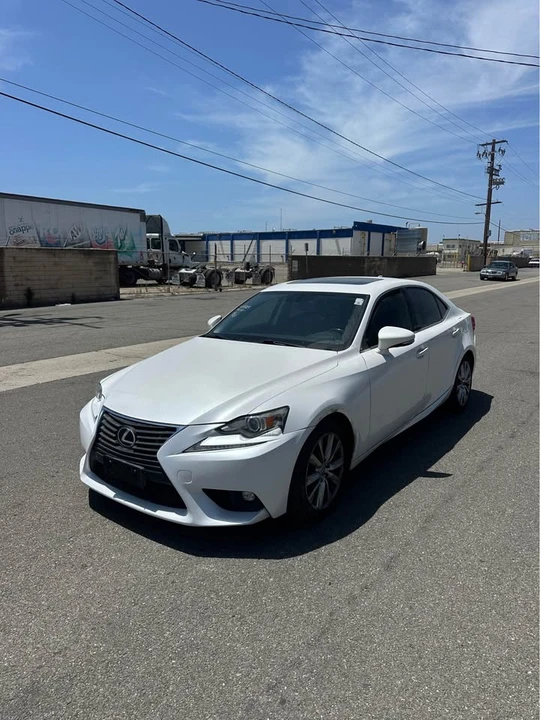 2015 Lexus IS 3rd Gen - Image 4 of 4