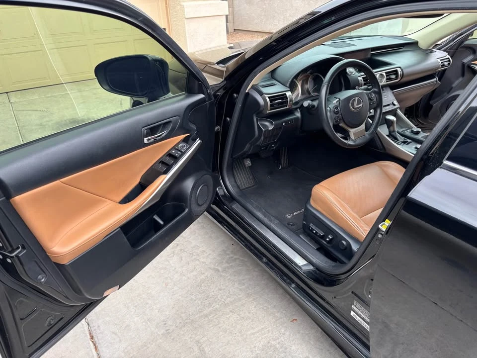 2015 Lexus IS 3rd Gen - Image 5 of 9