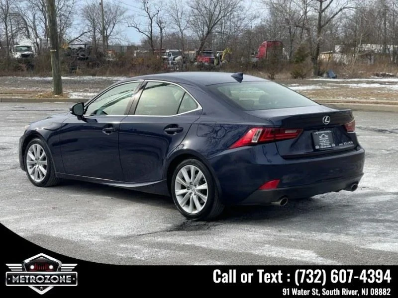 2015 Lexus IS 3rd Gen - Image 6 of 12