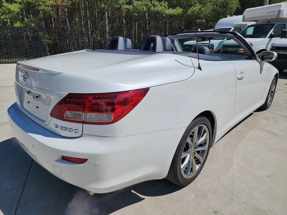 2015 Lexus IS 2nd Gen - Image 6 of 21