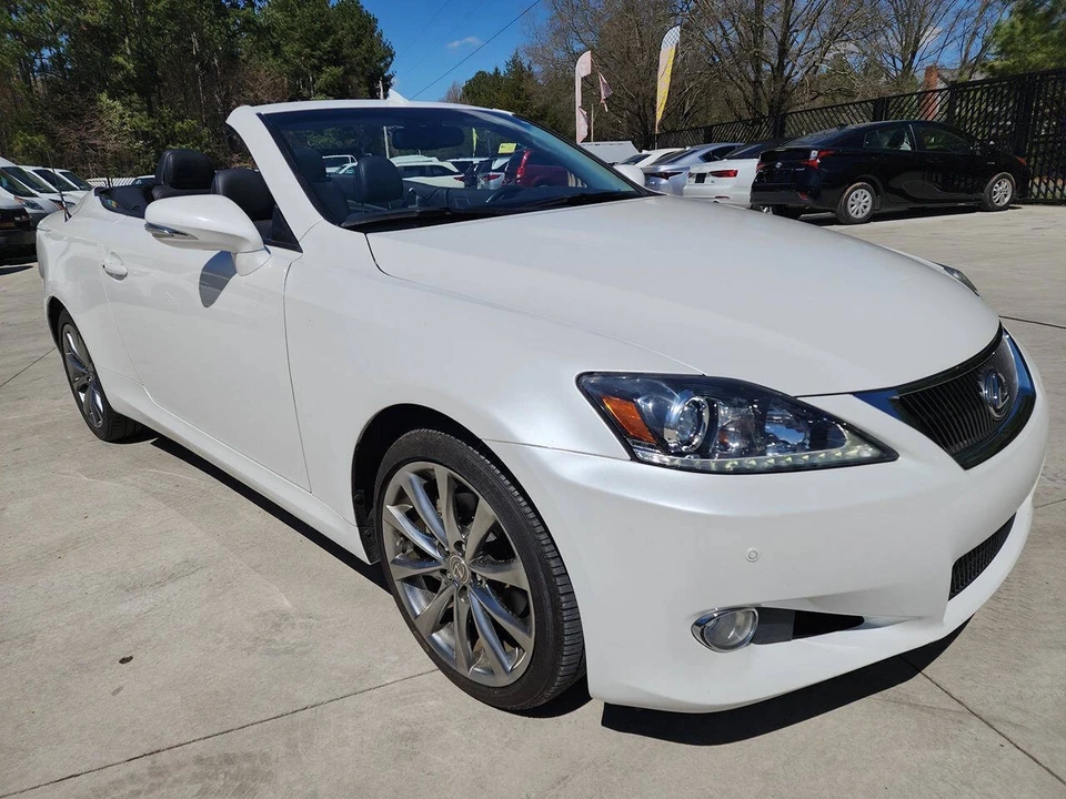 2015 Lexus IS 2nd Gen - Image 8 of 21