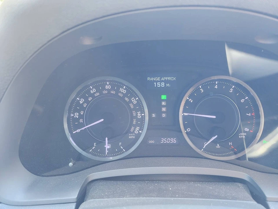 2015 Lexus IS 2nd Gen - Image 21 of 31