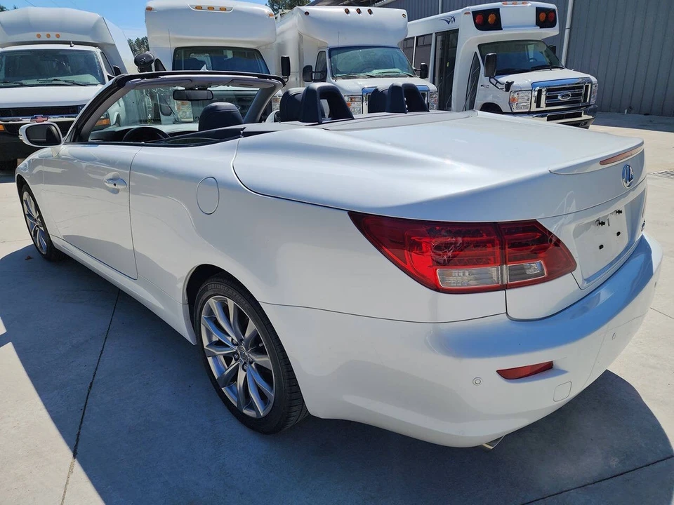 2015 Lexus IS 2nd Gen - Image 4 of 21