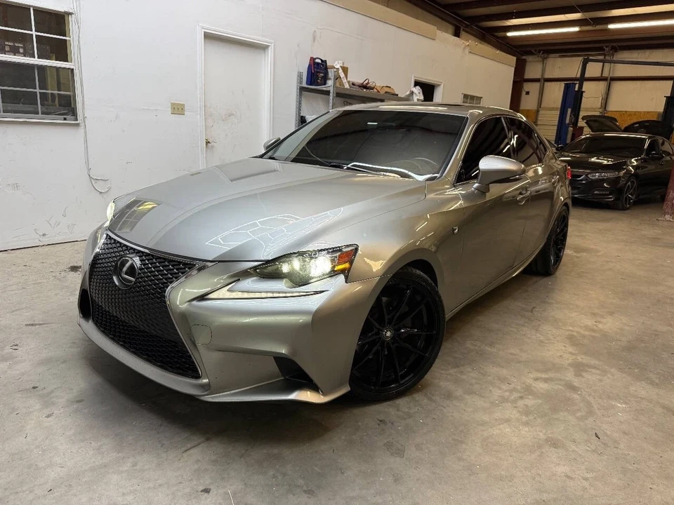 2015 Lexus IS 3rd Gen - Image 11 of 21