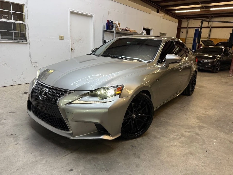 2015 Lexus IS 3rd Gen - Image 11 of 21