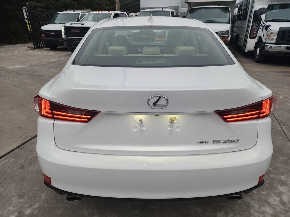 2015 Lexus IS 3rd Gen - Image 5 of 31