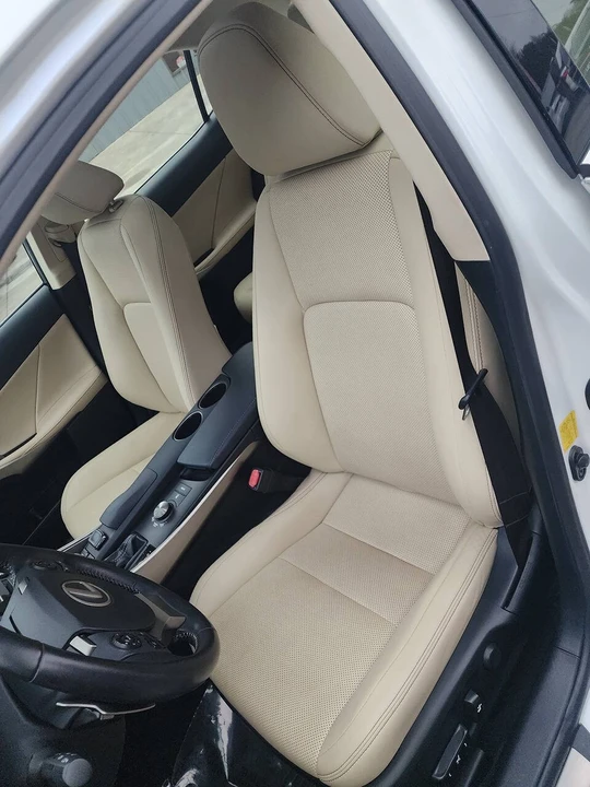 2015 Lexus IS 3rd Gen - Image 12 of 31