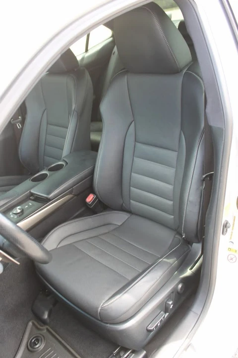 2015 Lexus IS 3rd Gen - Image 14 of 20
