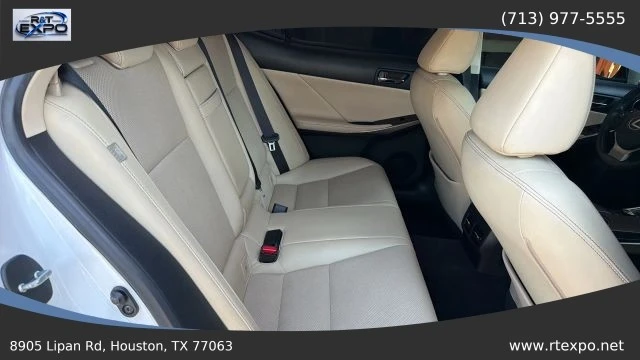 2015 Lexus IS 3rd Gen - Image 29 of 31