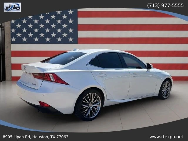 2015 Lexus IS 3rd Gen - Image 8 of 31