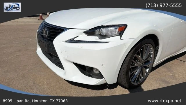2015 Lexus IS 3rd Gen - Image 13 of 31