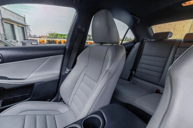 2015 Lexus IS 3rd Gen - Image 18 of 21