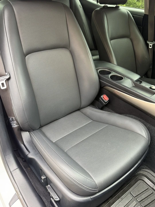 2015 Lexus IS 3rd Gen - Image 14 of 20