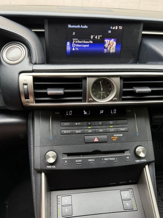 2015 Lexus IS 3rd Gen - Image 10 of 20