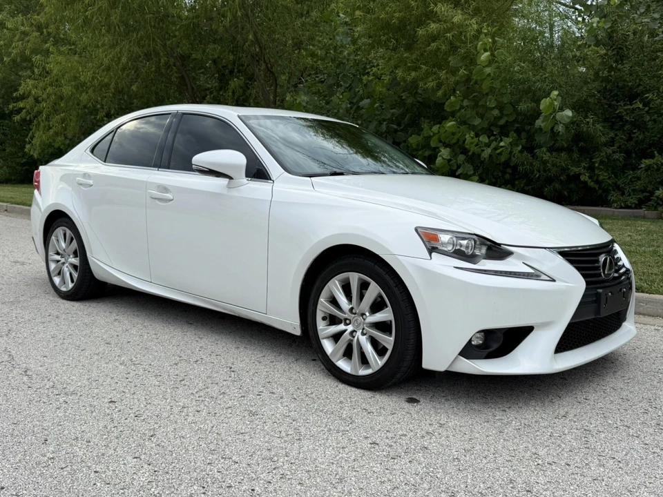 2015 Lexus IS 3rd Gen - Image 6 of 20