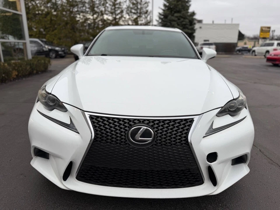 2015 Lexus IS 3rd Gen - Image 9 of 21
