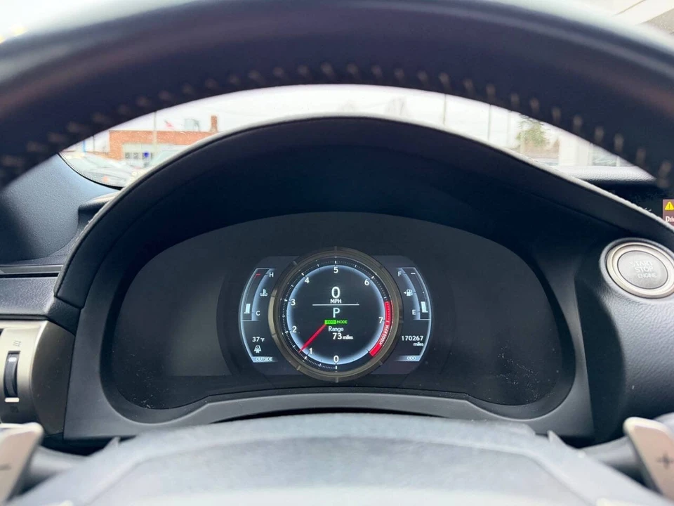 2015 Lexus IS 3rd Gen - Image 17 of 21