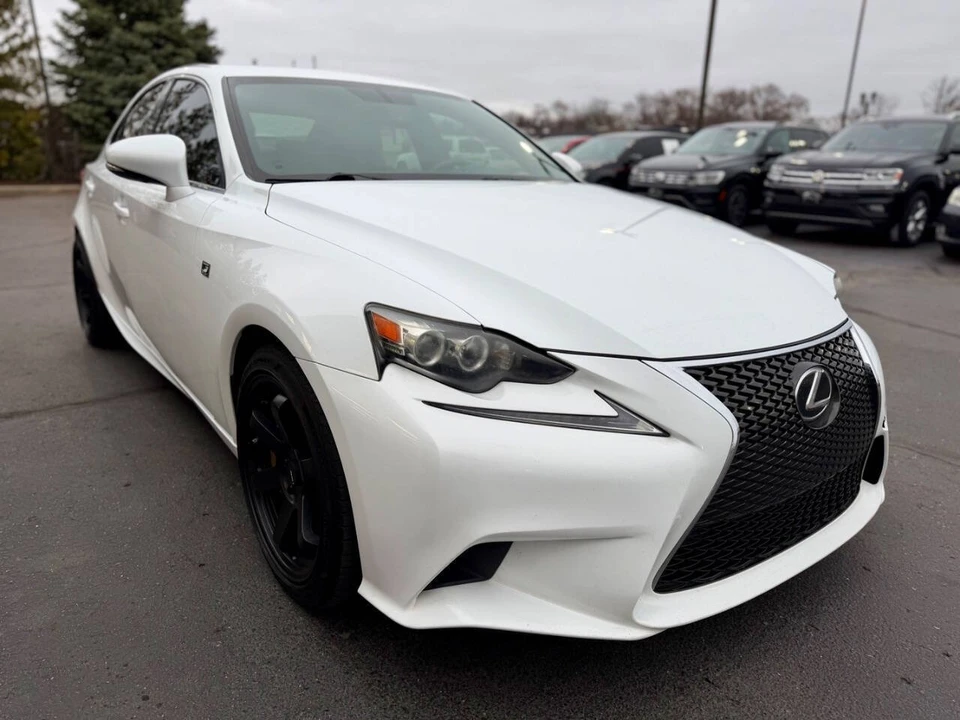 2015 Lexus IS 3rd Gen - Image 8 of 21