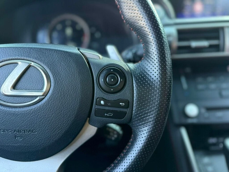 2015 Lexus ES 6th Gen - Image 12 of 21