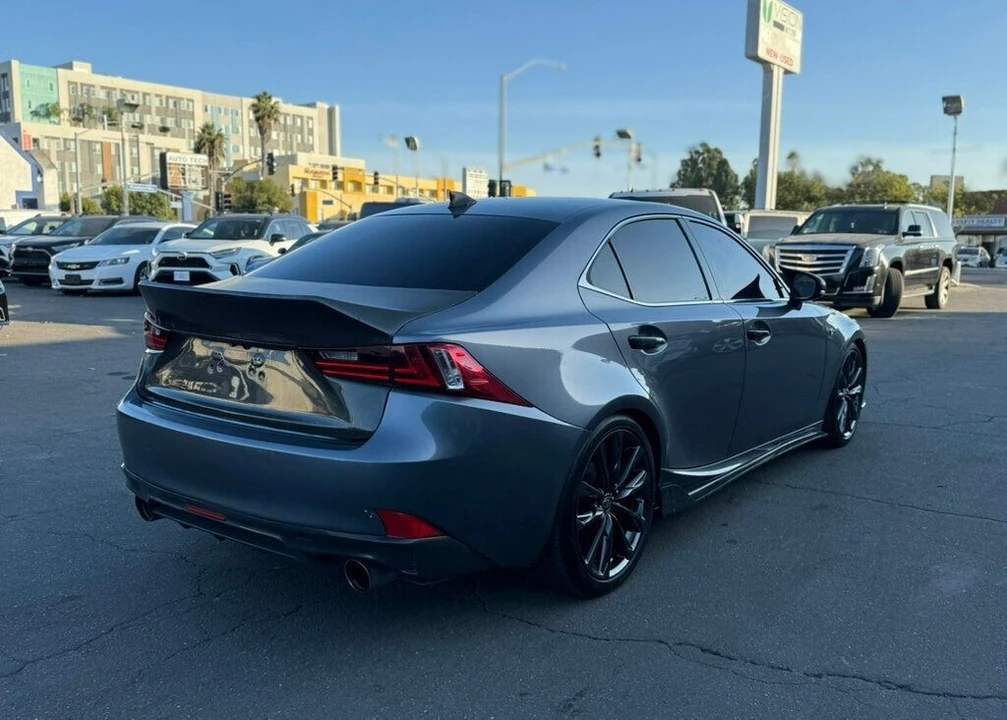 2015 Lexus IS 3rd Gen - Image 4 of 21