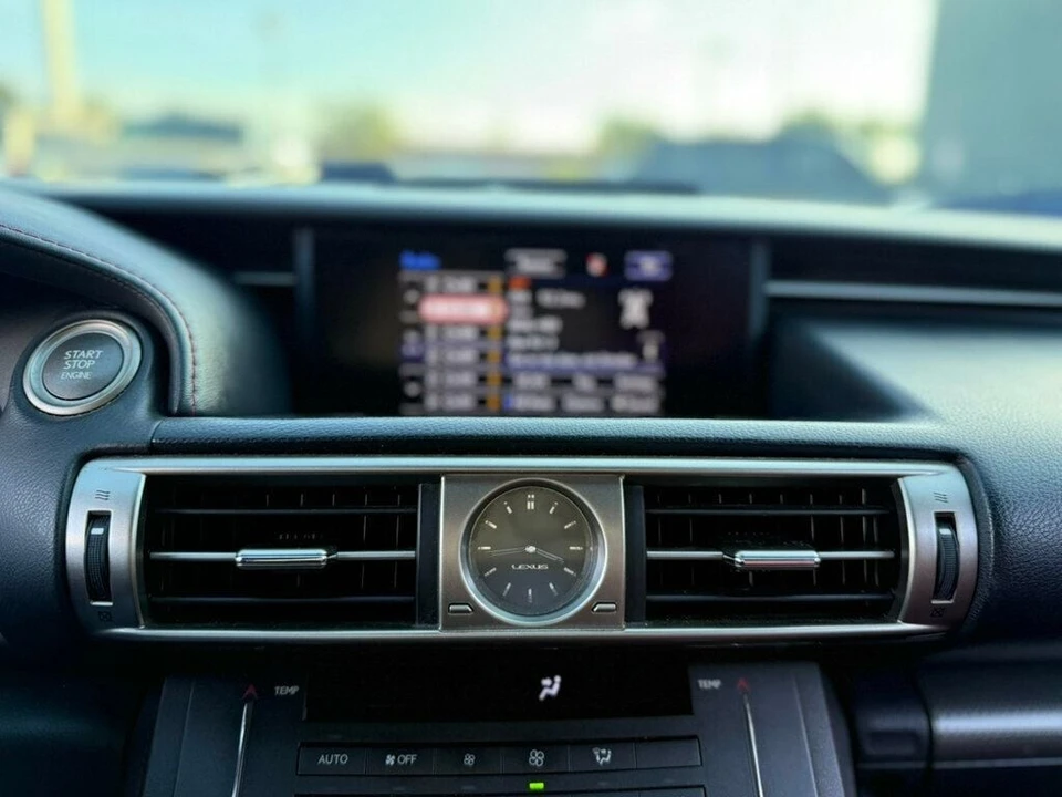 2015 Lexus ES 6th Gen - Image 16 of 21