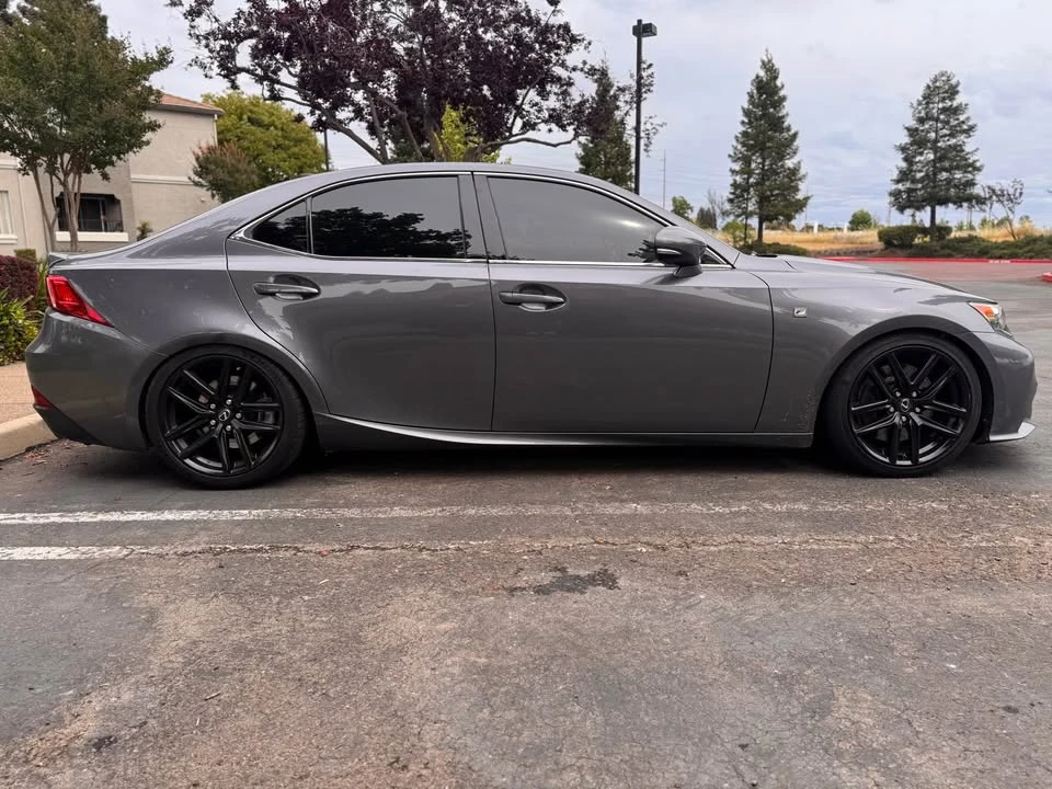 2015 Lexus IS 3rd Gen - Image 8 of 19
