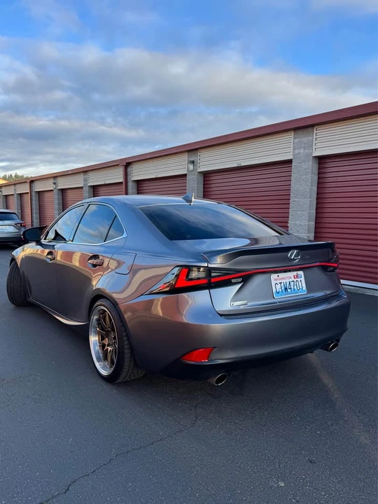 2015 Lexus IS 3rd Gen - Image 8 of 10