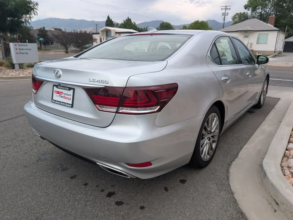2015 Lexus LS 4th Gen - Image 3 of 7