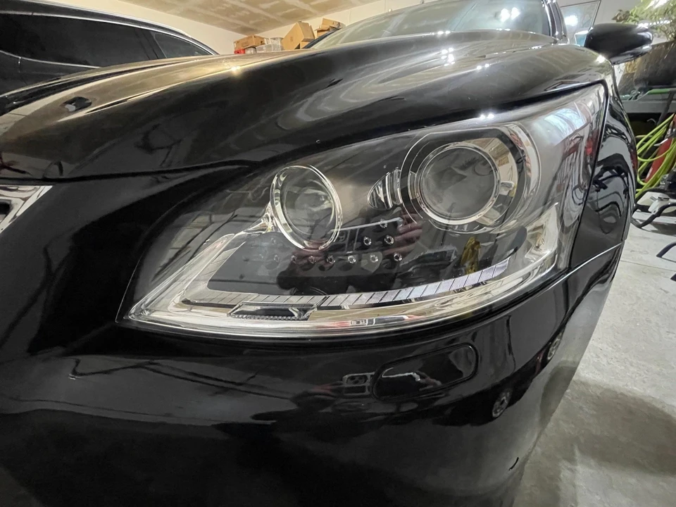 2015 Lexus LS 4th Gen - Image 19 of 31