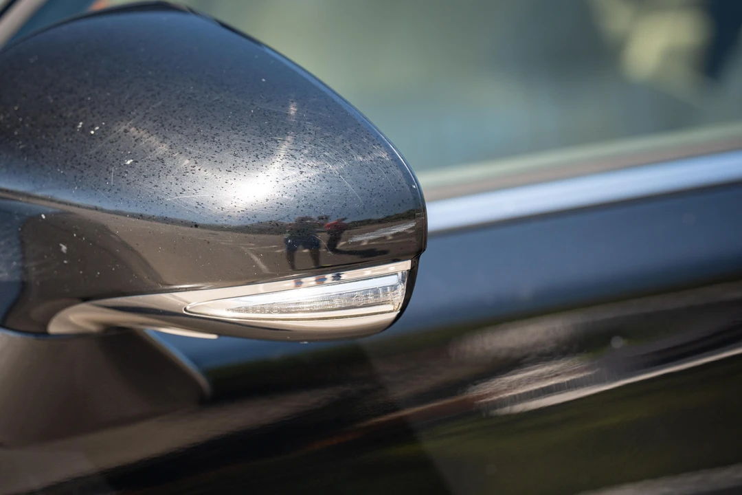 2015 Lexus LS 4th Gen - Image 27 of 31