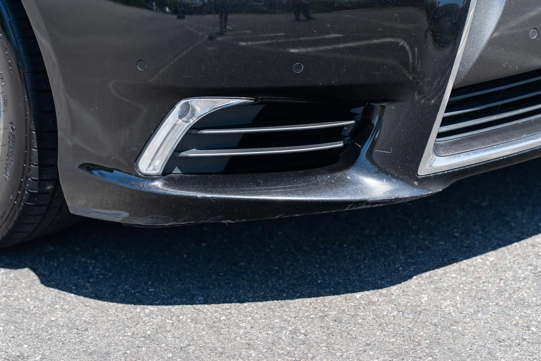 2015 Lexus LS 4th Gen - Image 20 of 31