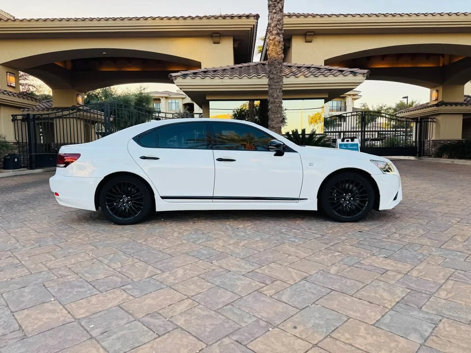 2015 Lexus LS 4th Gen - Image 11 of 14