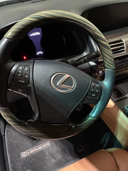 2015 Lexus LS 4th Gen - Image 3 of 6