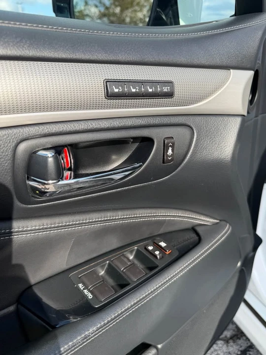 2015 Lexus LS 4th Gen - Image 12 of 16