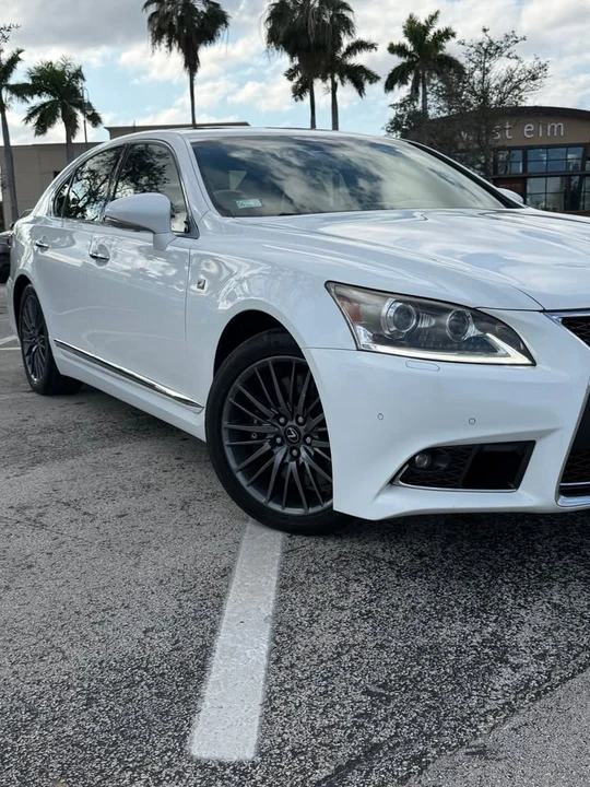 2015 Lexus LS 4th Gen - Image 2 of 16