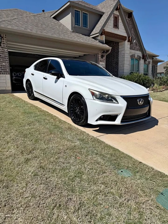 2015 Lexus LS 4th Gen - Image 2 of 20